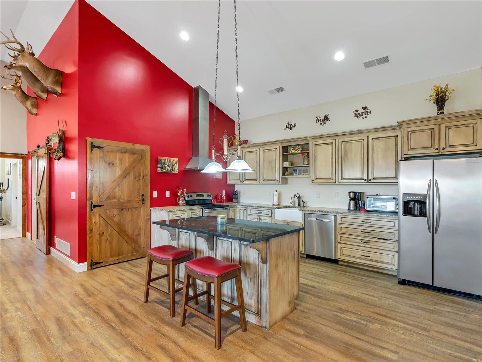 1109 N Flint Hill Road Property Photo 15