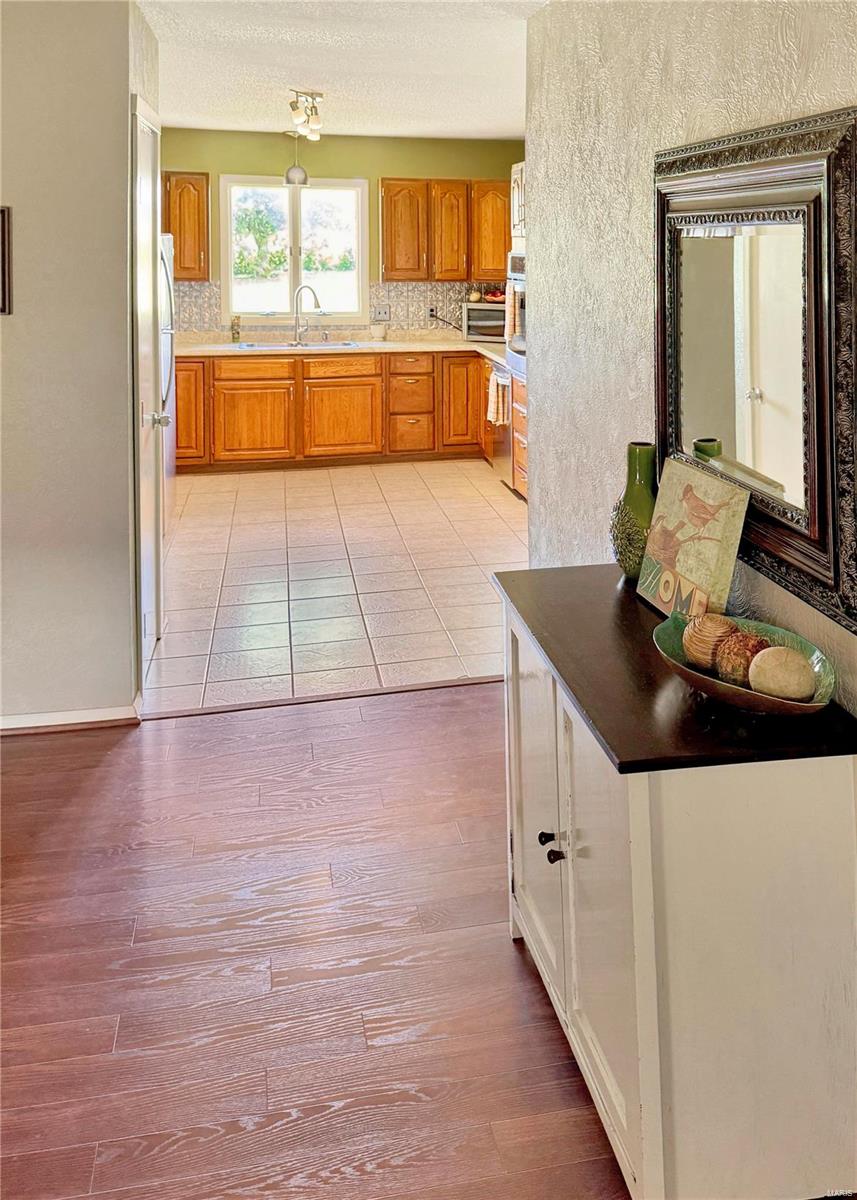 1098 Madison 502 Property Photo 20