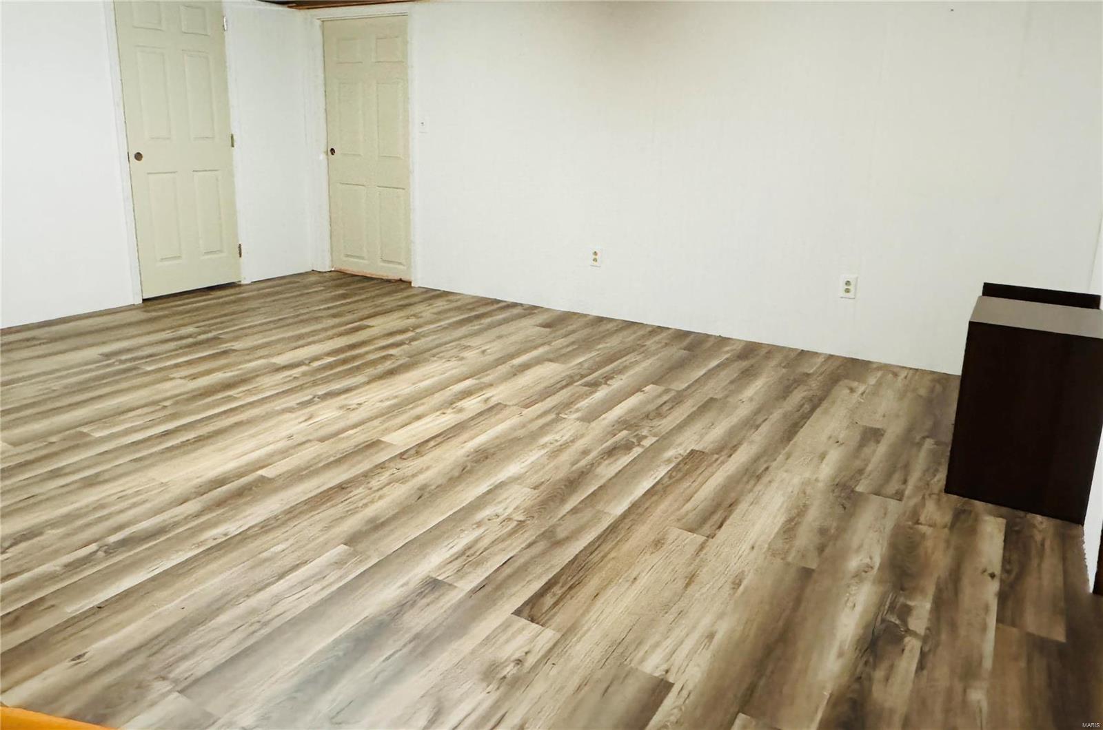1098 Madison 502 Property Photo 23