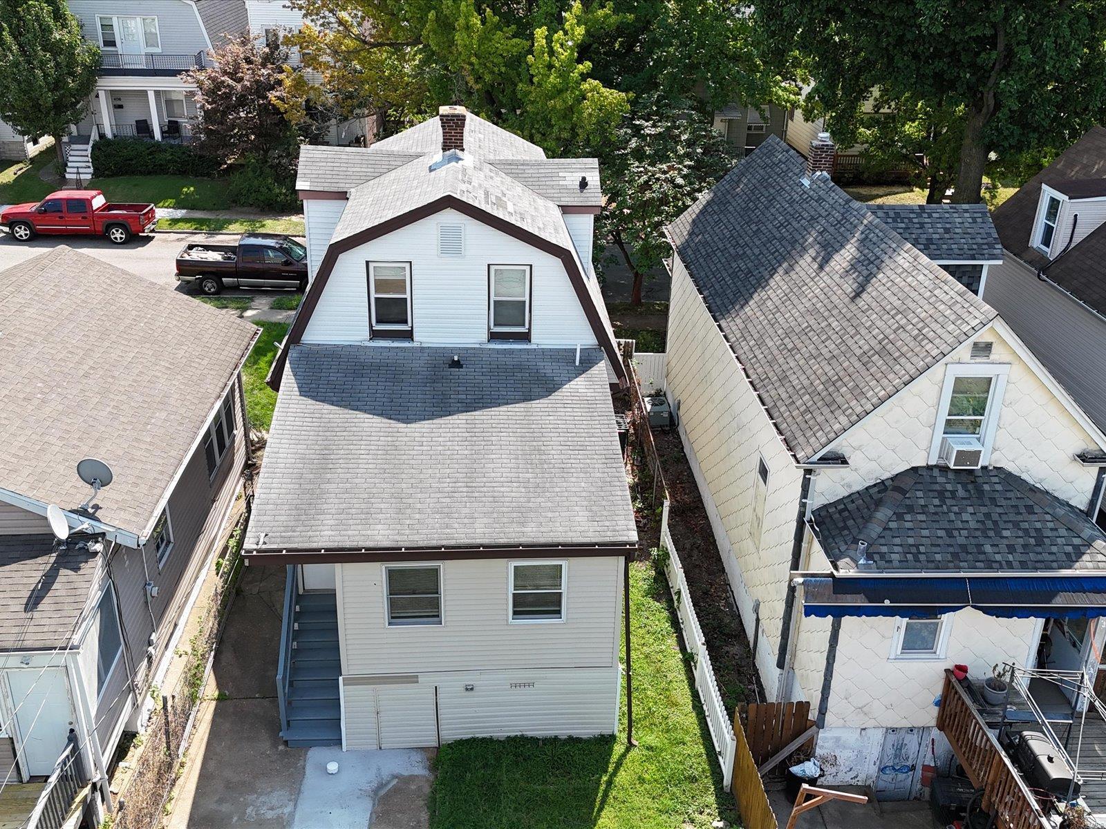4723 Varrelmann Property Photo 4