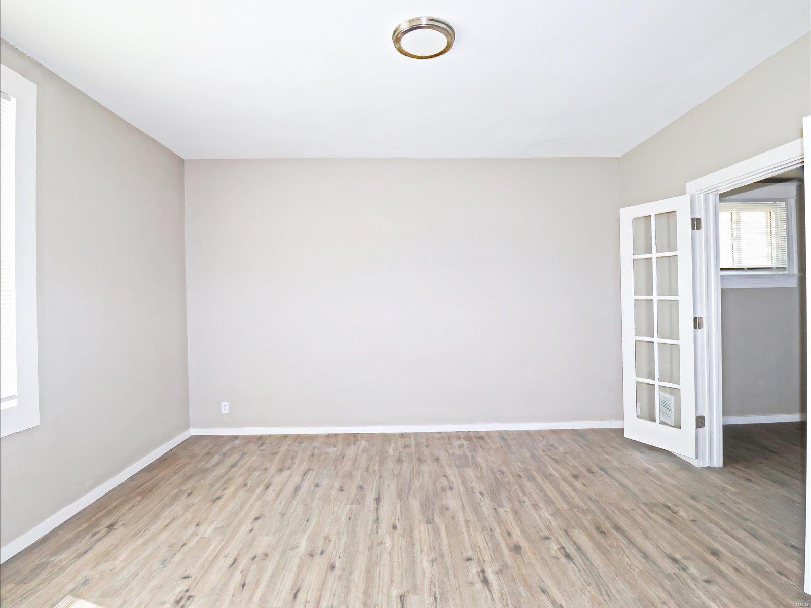 4723 Varrelmann Property Photo 11