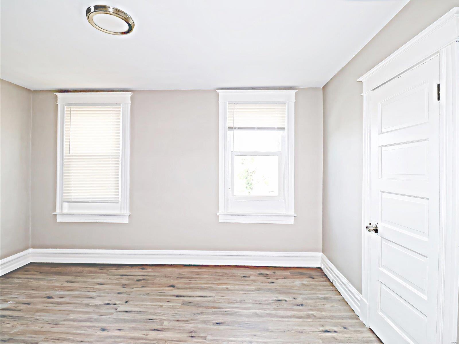 4723 Varrelmann Property Photo 32