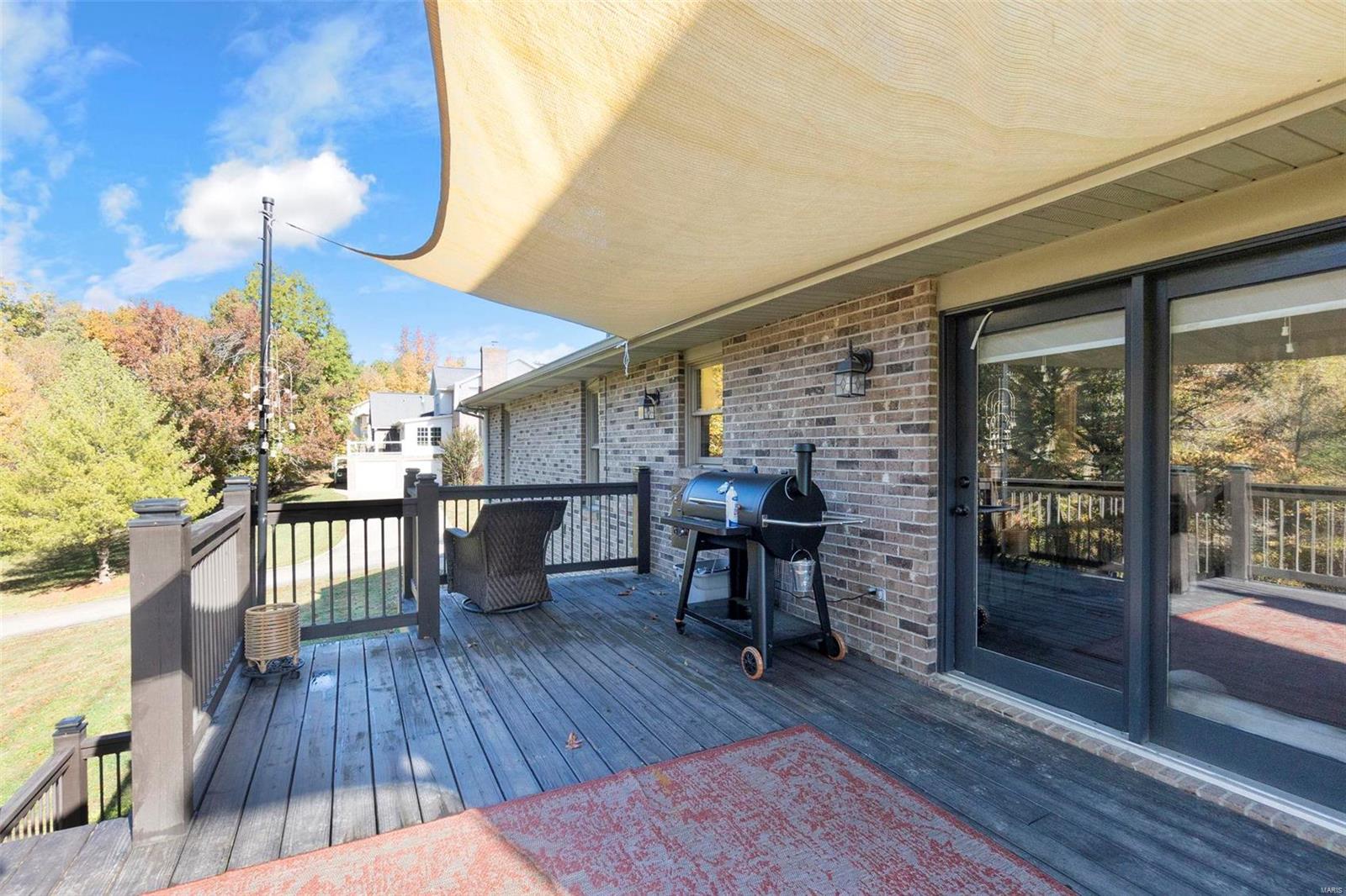 409 Oak Forest Property Photo 41
