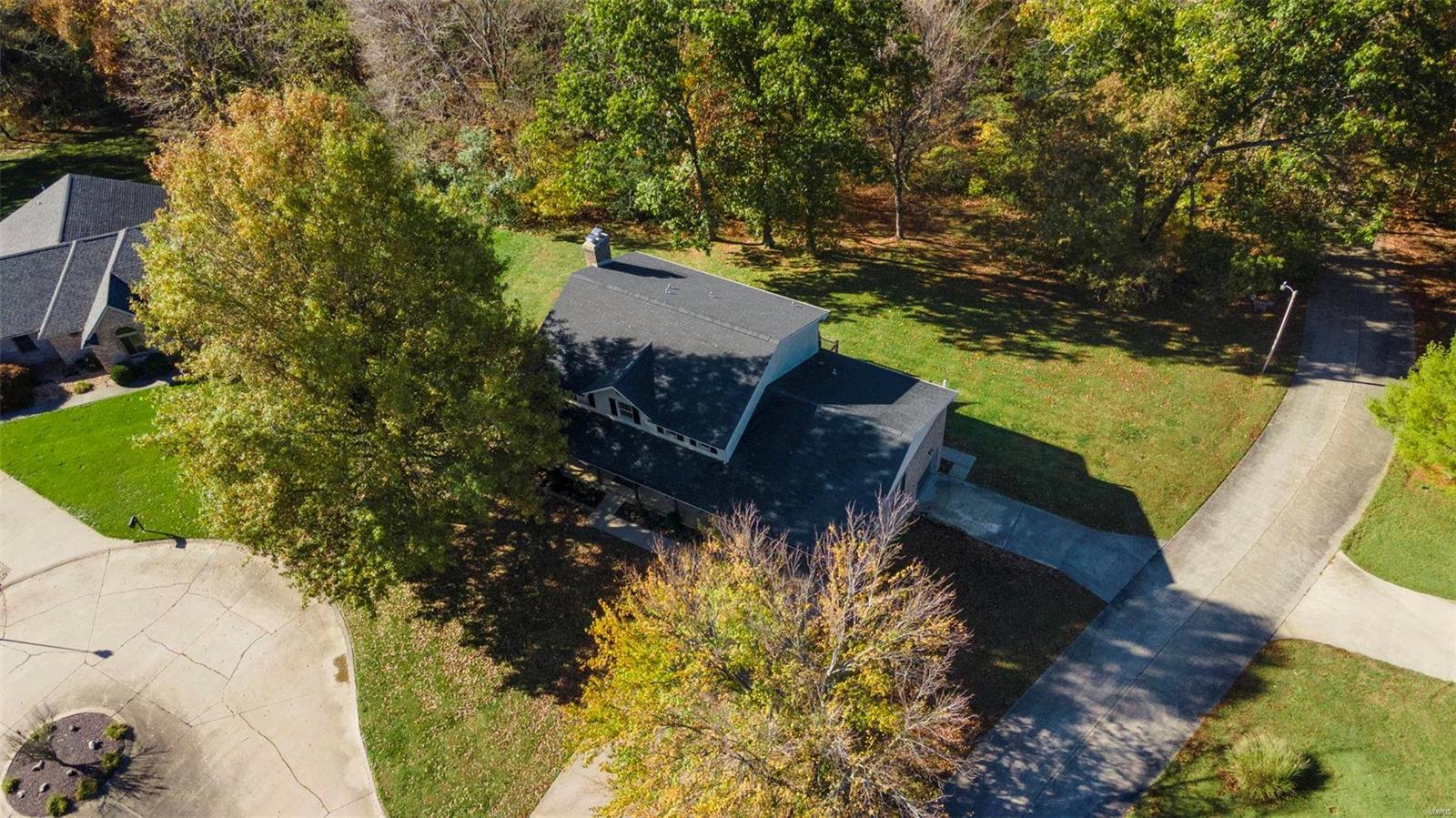 409 Oak Forest Property Photo 42