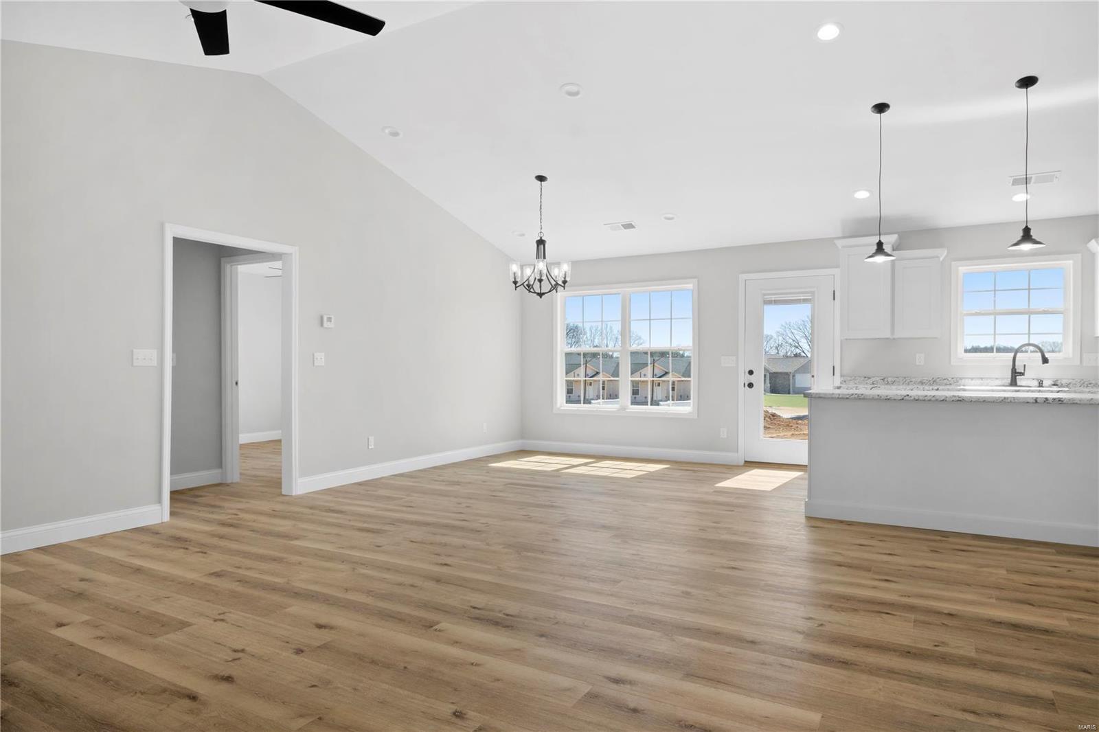 4075 Chapel Ridge Property Photo 3