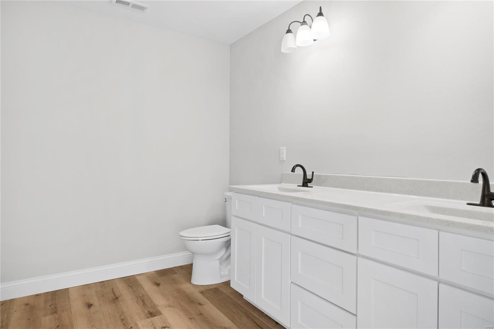 4075 Chapel Ridge Property Photo 11
