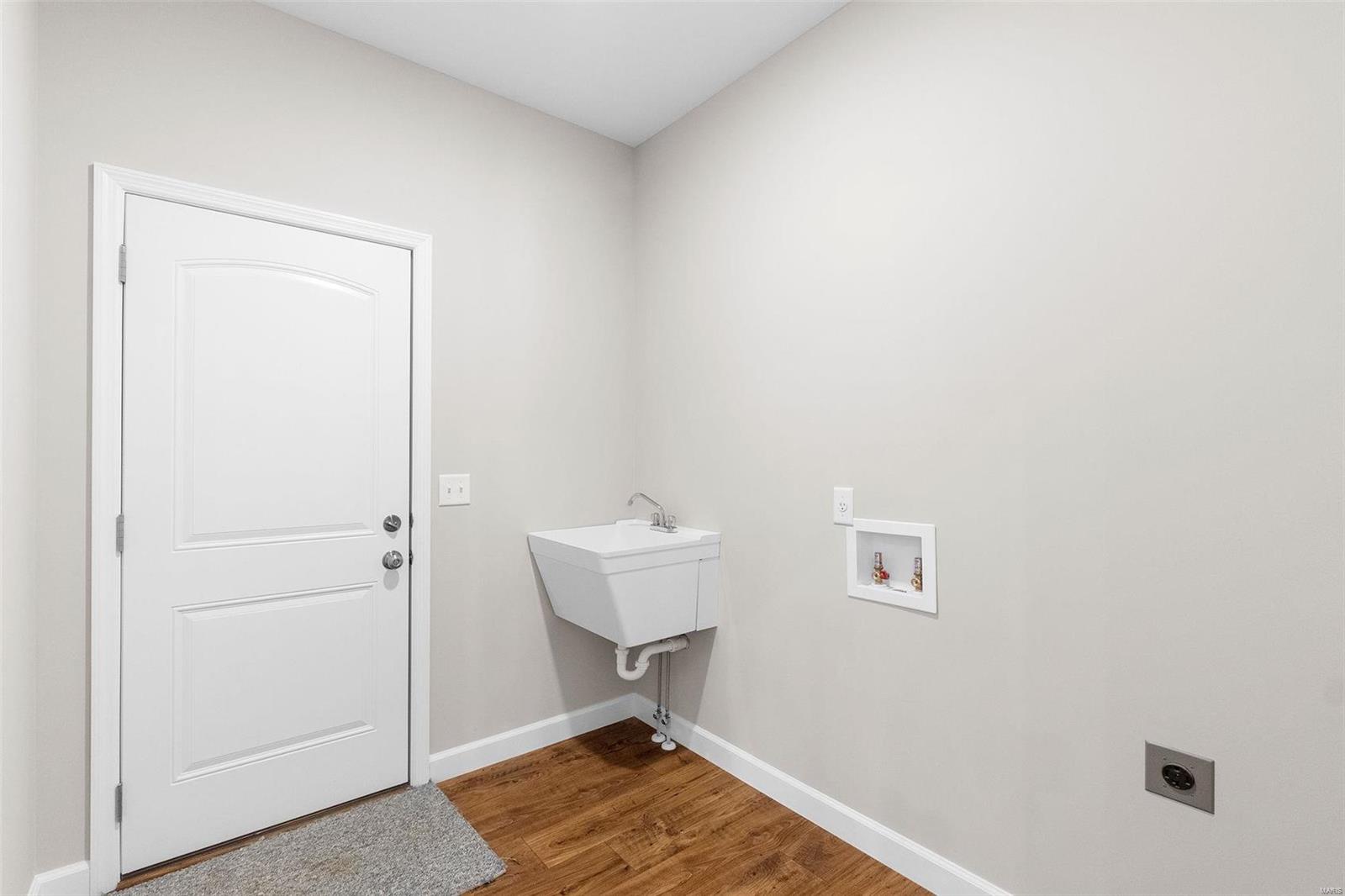 2964 Scott Road Property Photo 4