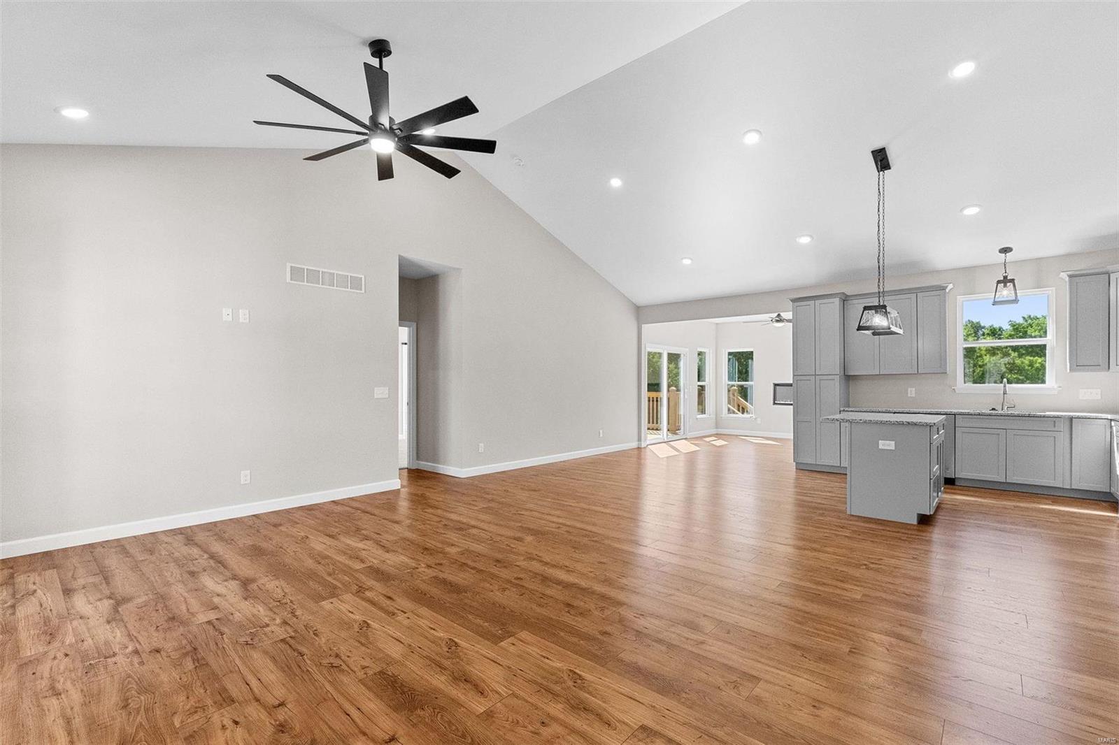 2964 Scott Road Property Photo 11