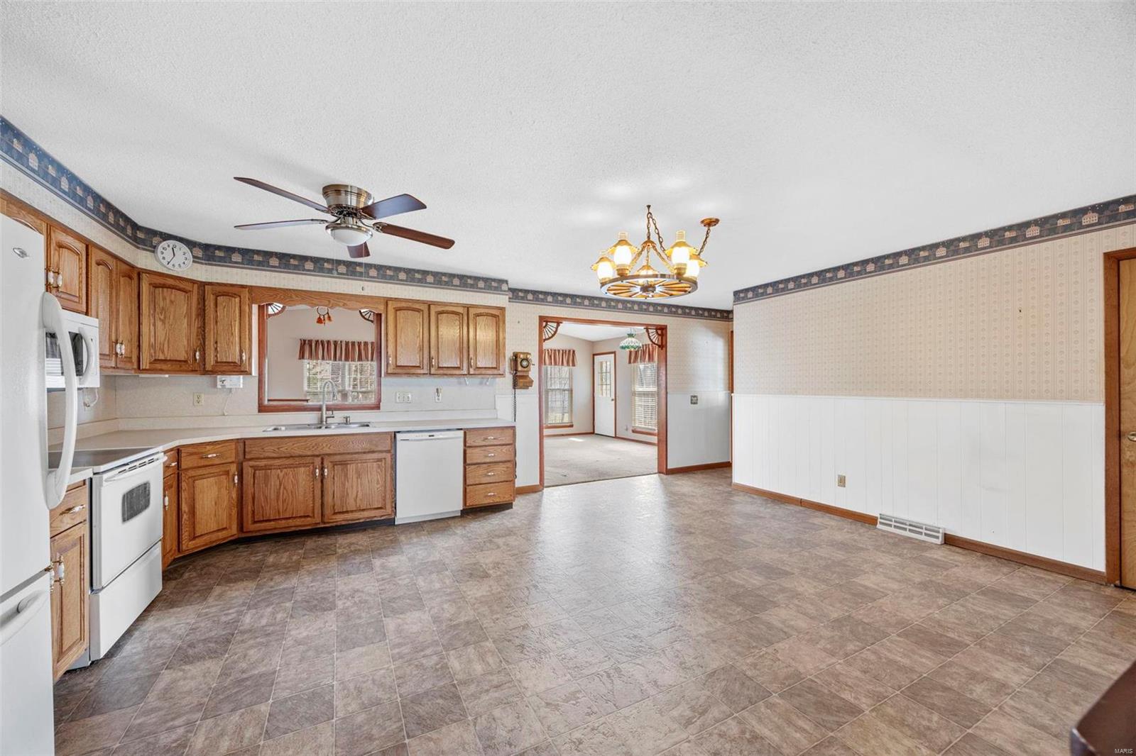 3090 Scott Road Property Photo 23