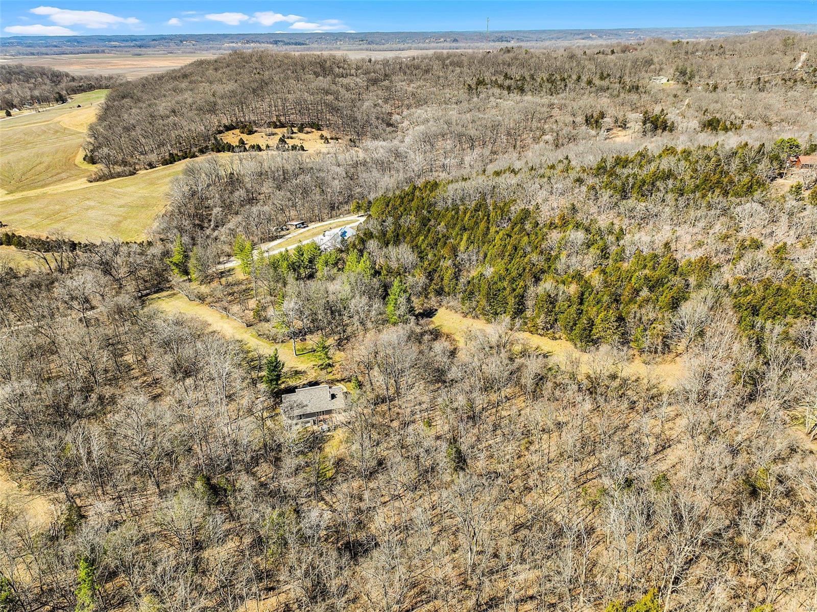 178 Whitetail Crossing Trail Property Photo 6