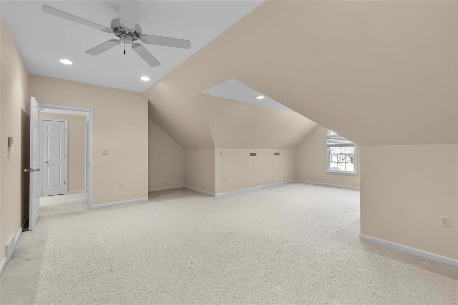 2928 Beaver Creek Drive Property Photo 32