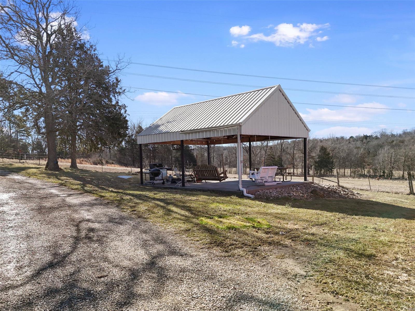 131 Whiskey Creek Road Property Photo 8