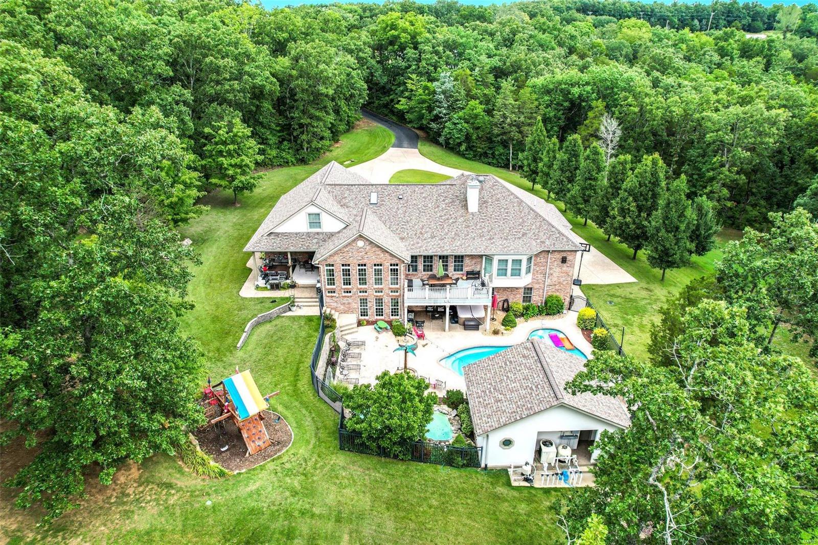 15 Wyngate Court Property Photo 3
