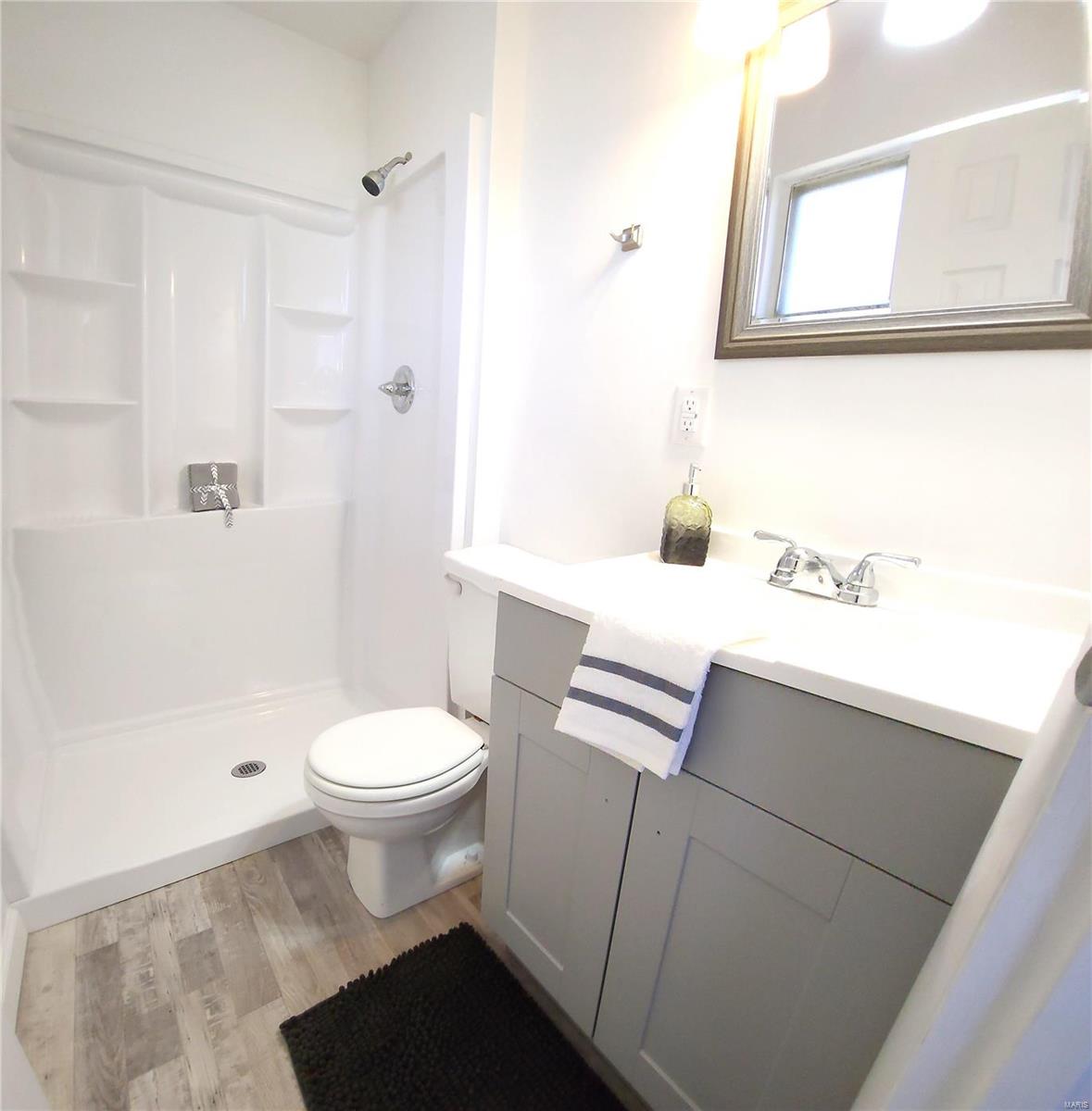 5909 Starlight Drive Property Photo 8