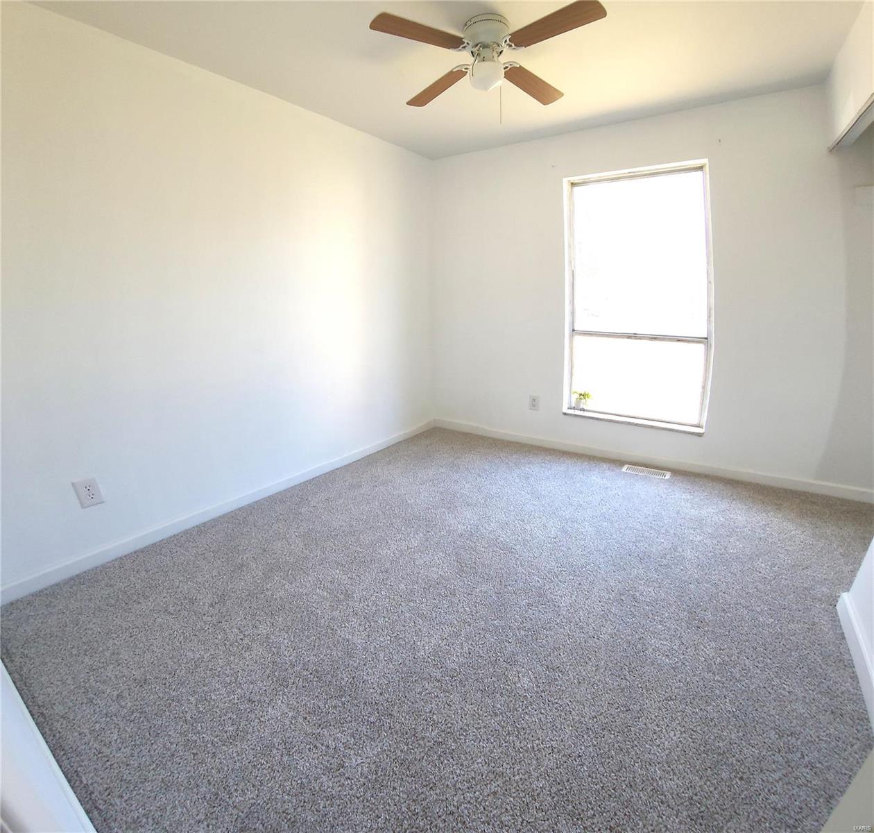 5909 Starlight Drive Property Photo 9