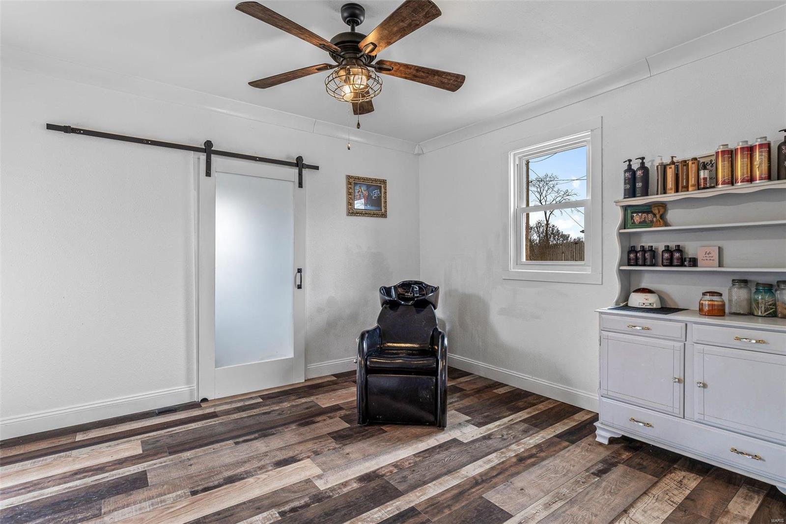 996 Market Street Property Photo 16