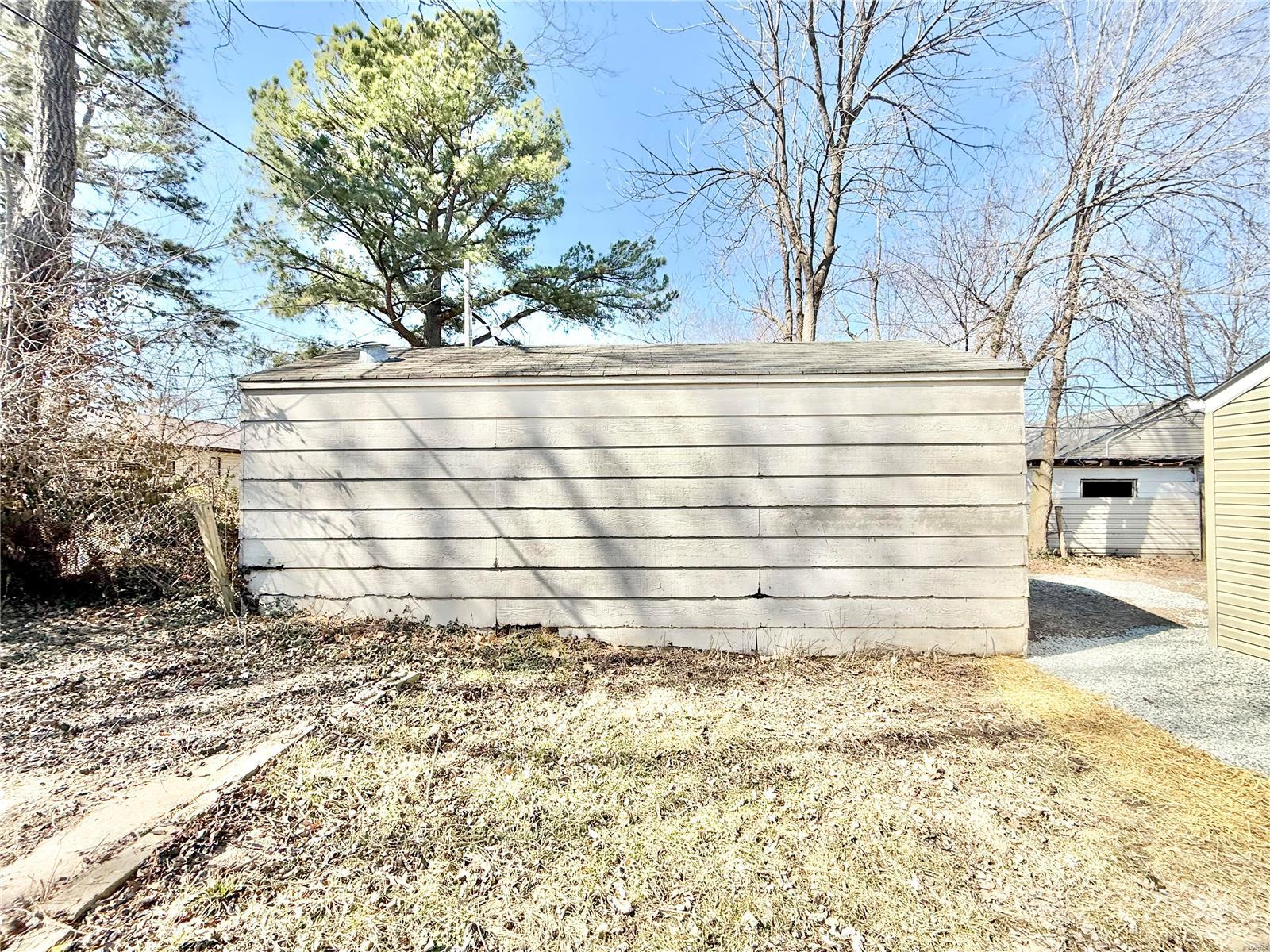 610 Wesley Dr Property Photo 11