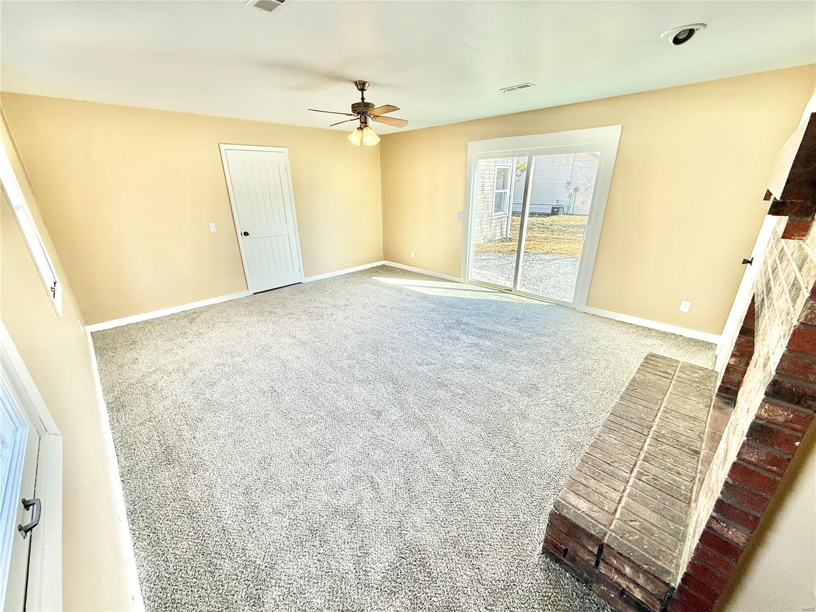 610 Wesley Dr Property Photo 23