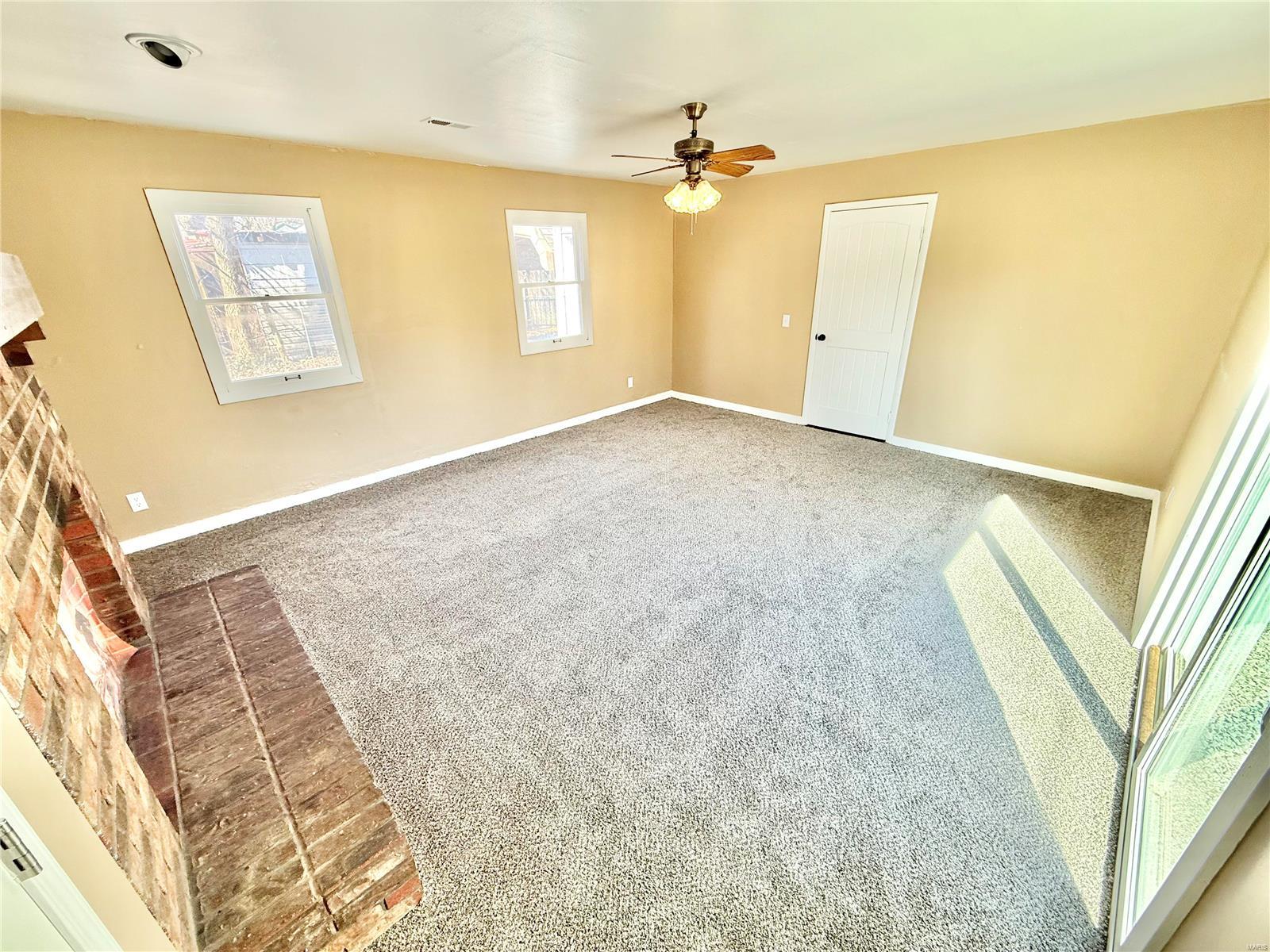 610 Wesley Dr Property Photo 24