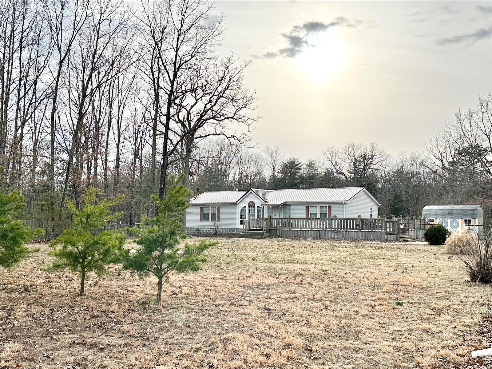 137 County Road 5075 Property Photo