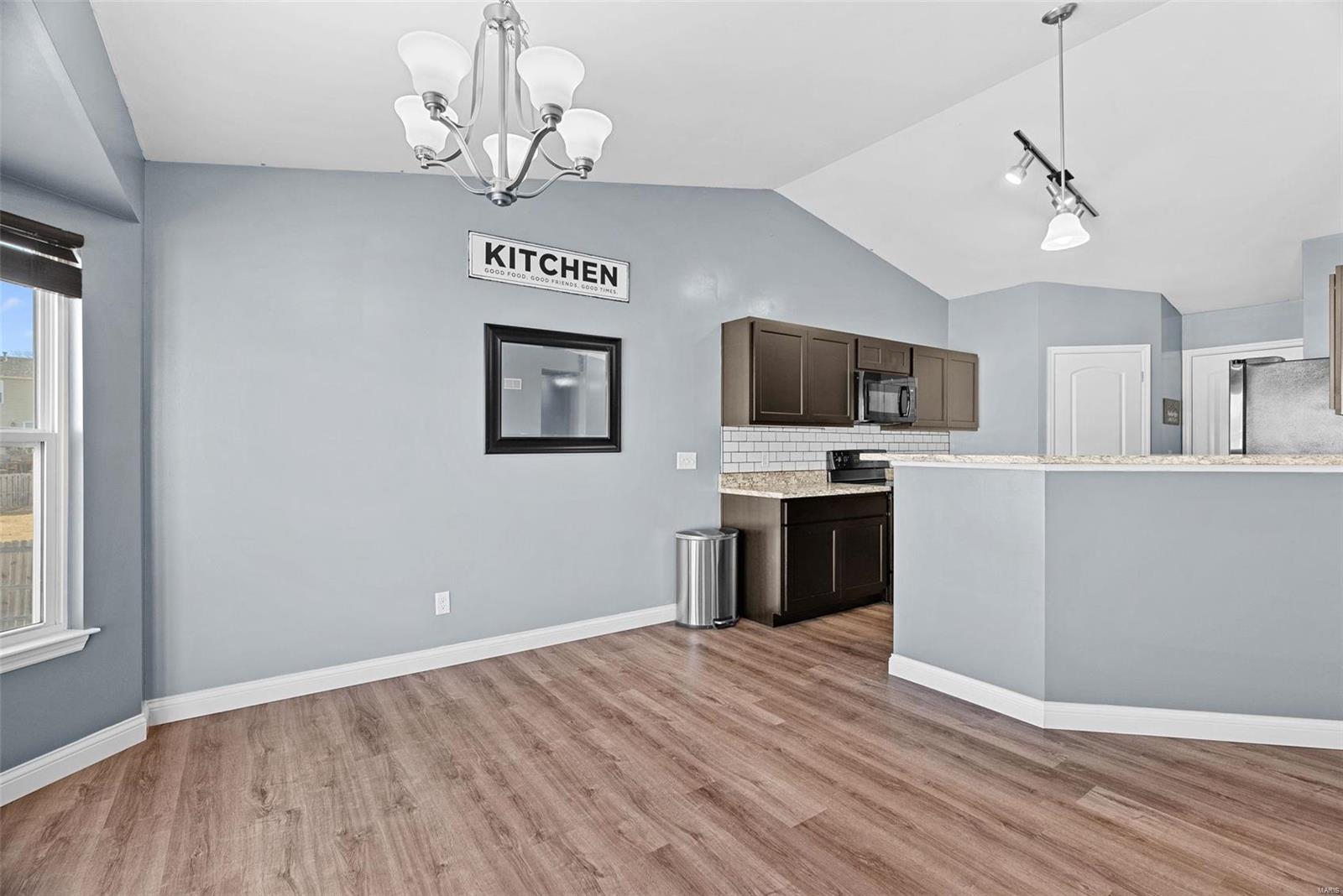 519 Falcons Flight Property Photo 12