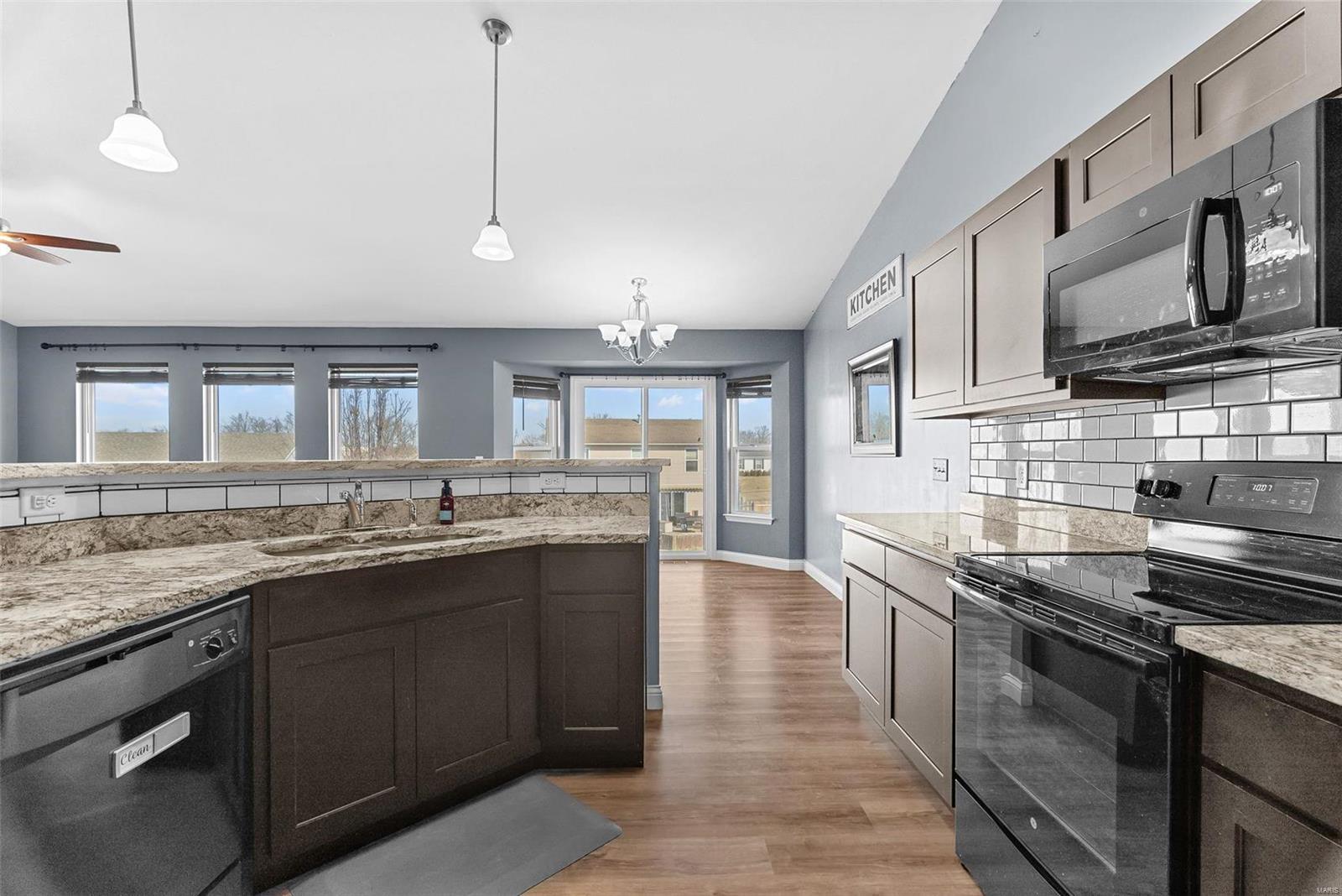 519 Falcons Flight Property Photo 15
