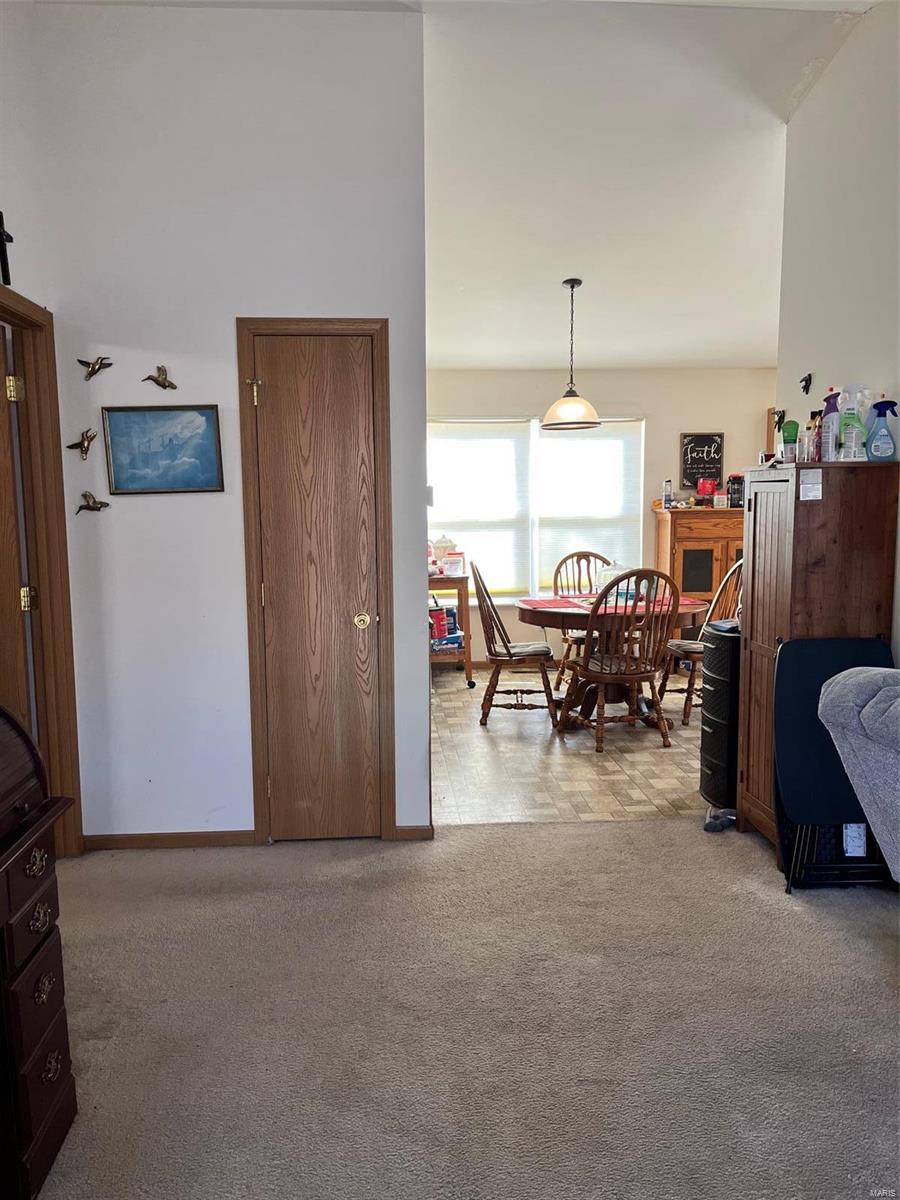 424 Briarwood Drive Property Photo 7