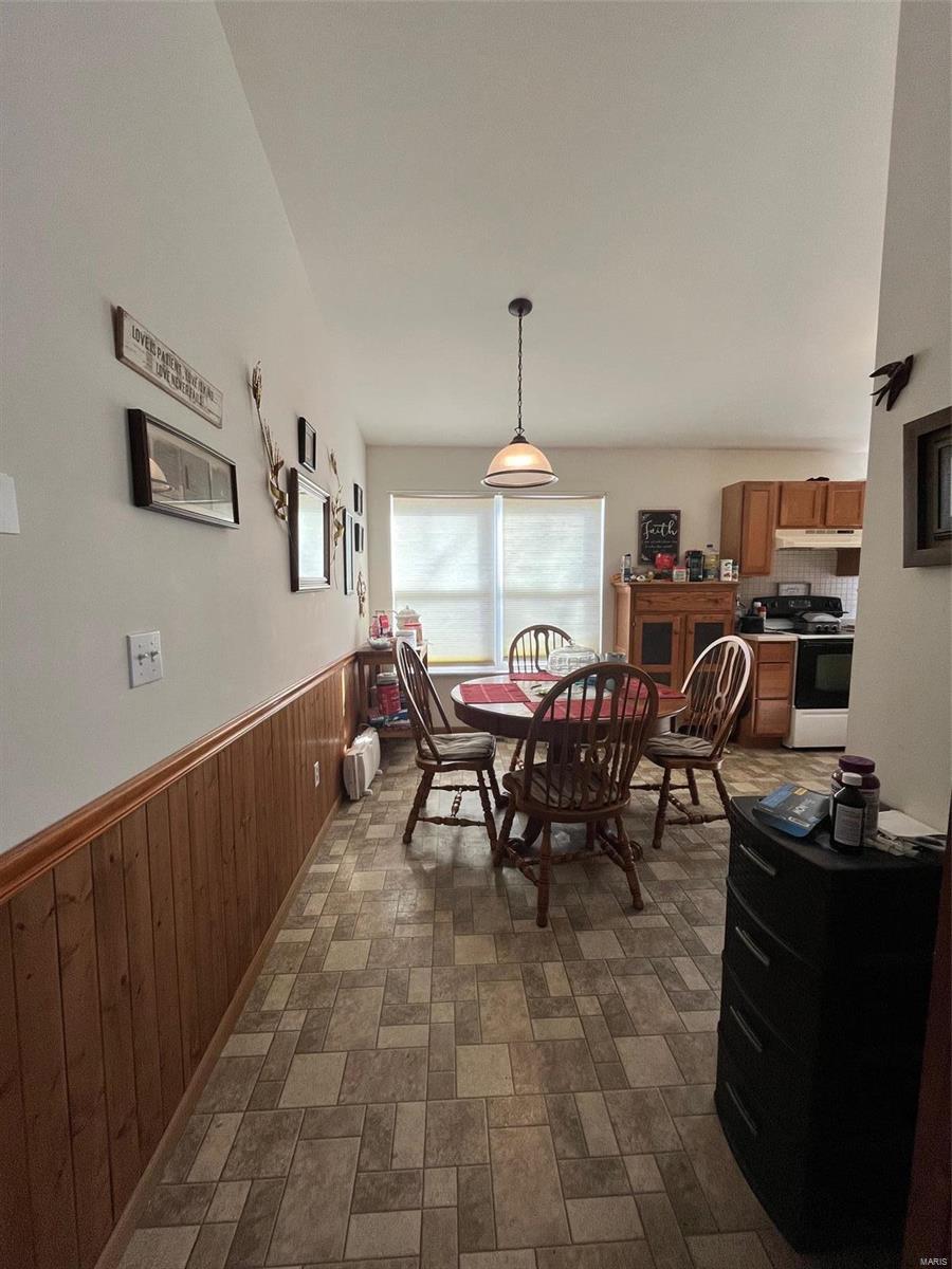 424 Briarwood Drive Property Photo 13