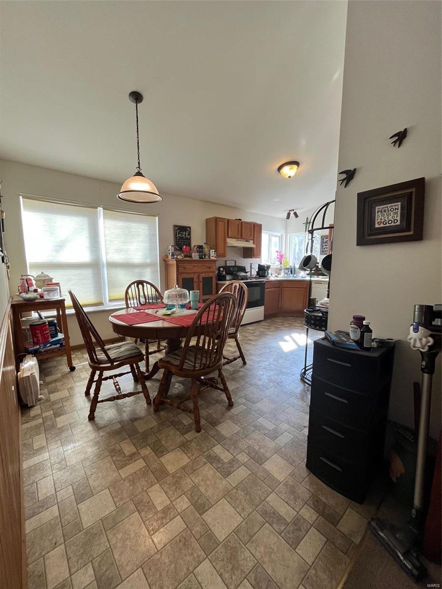 424 Briarwood Drive Property Photo 14