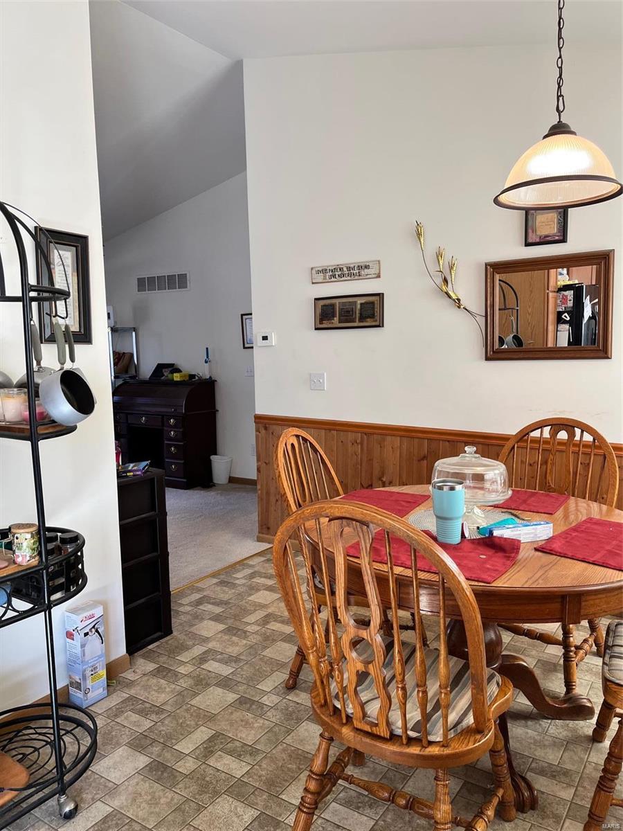 424 Briarwood Drive Property Photo 25