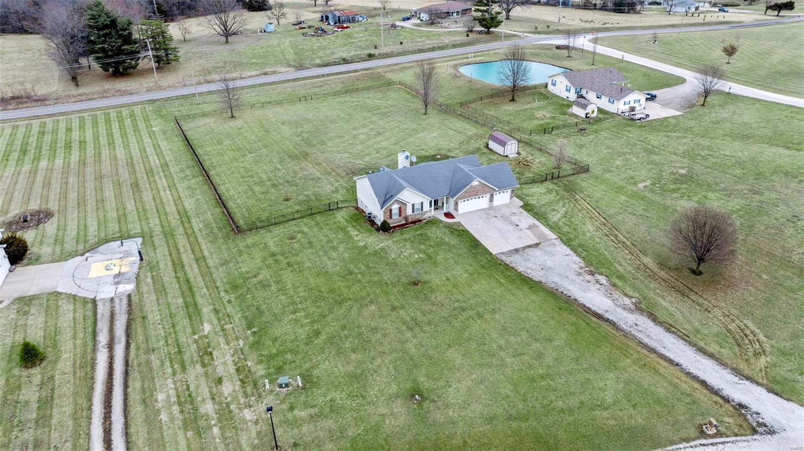 311 Cheryl Court Property Photo 2