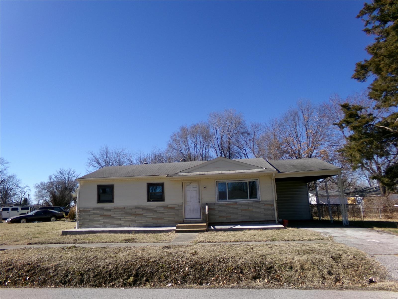 35 School Street Property Photo