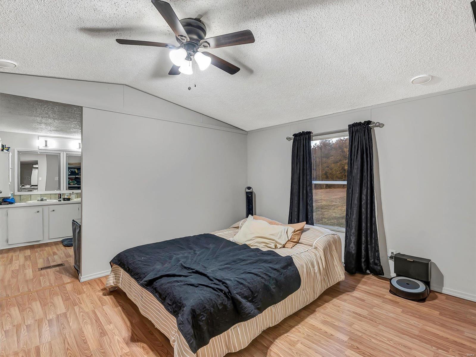 555 Hill Drive Property Photo 12