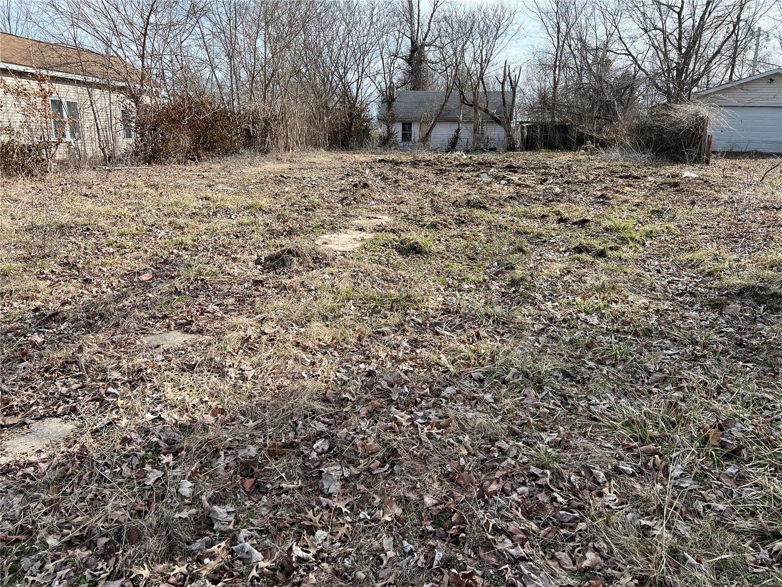 216 S Main Street Property Photo 1