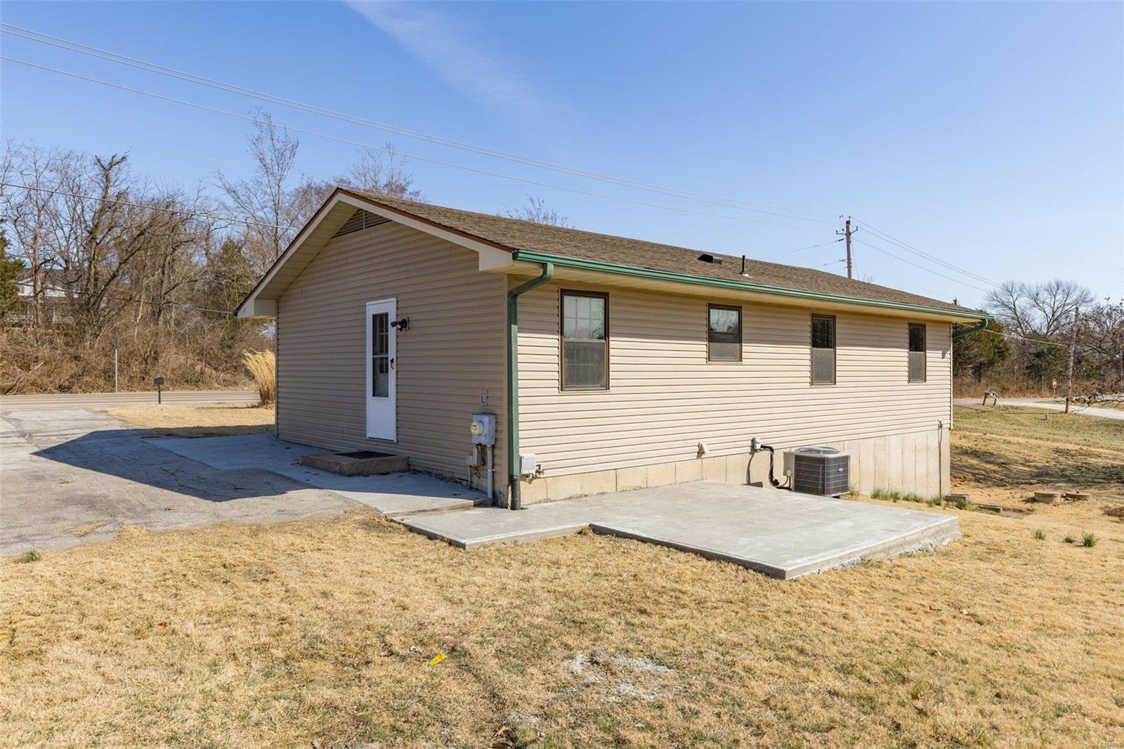 12587 State Road Tt Property Photo 5