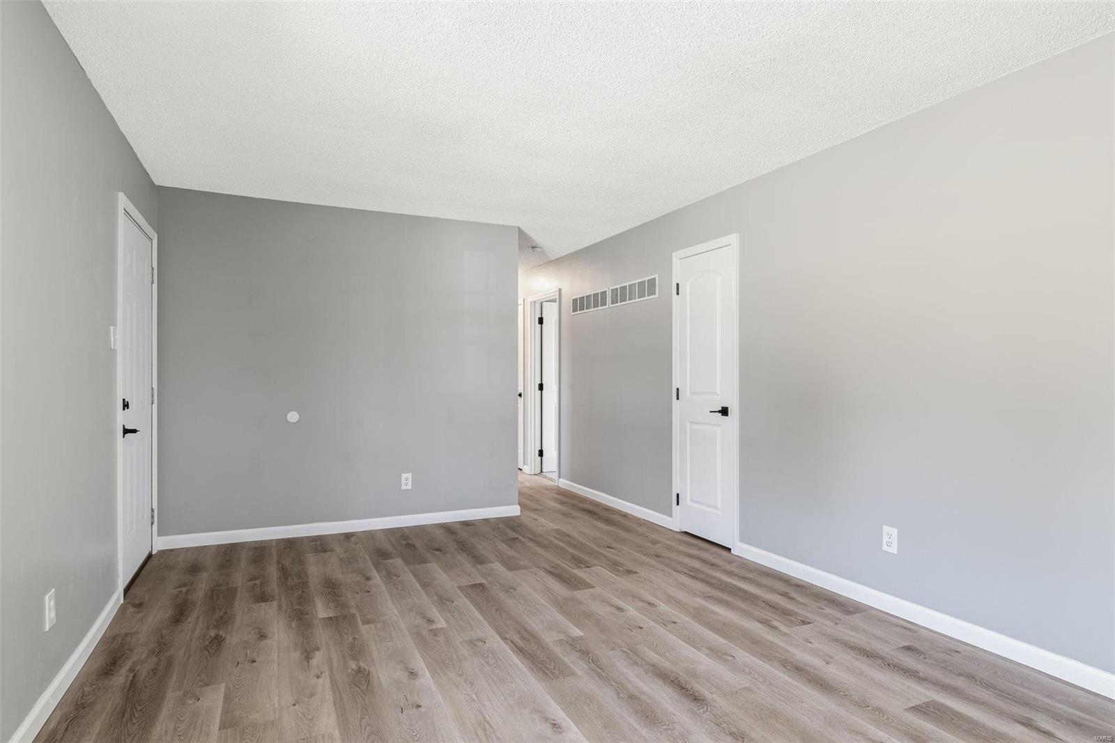 12587 State Road Tt Property Photo 11