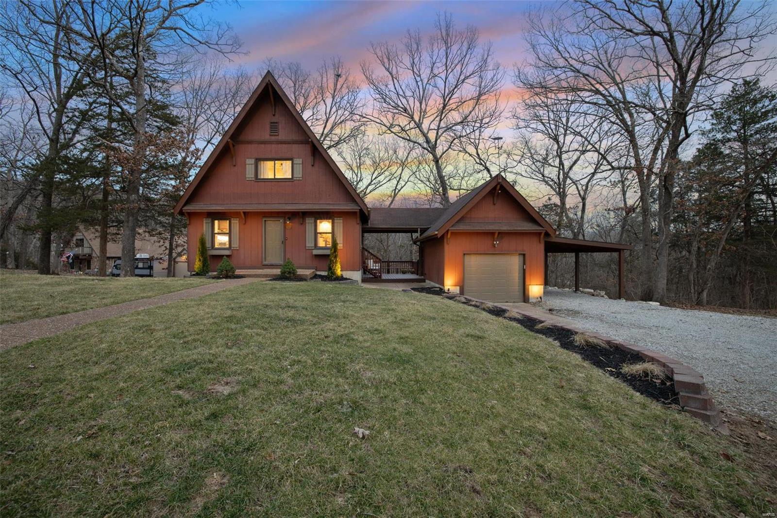 65 Castle Acrs Property Photo