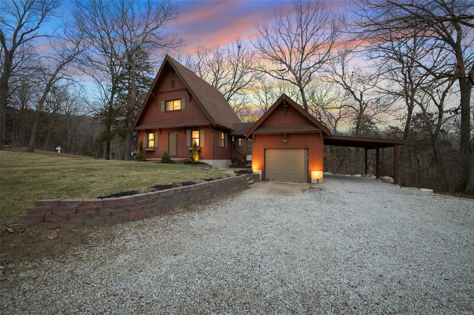 65 Castle Acrs Property Photo 4