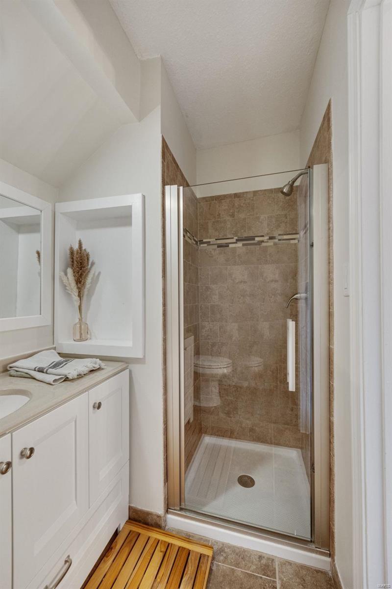 65 Castle Acrs Property Photo 19