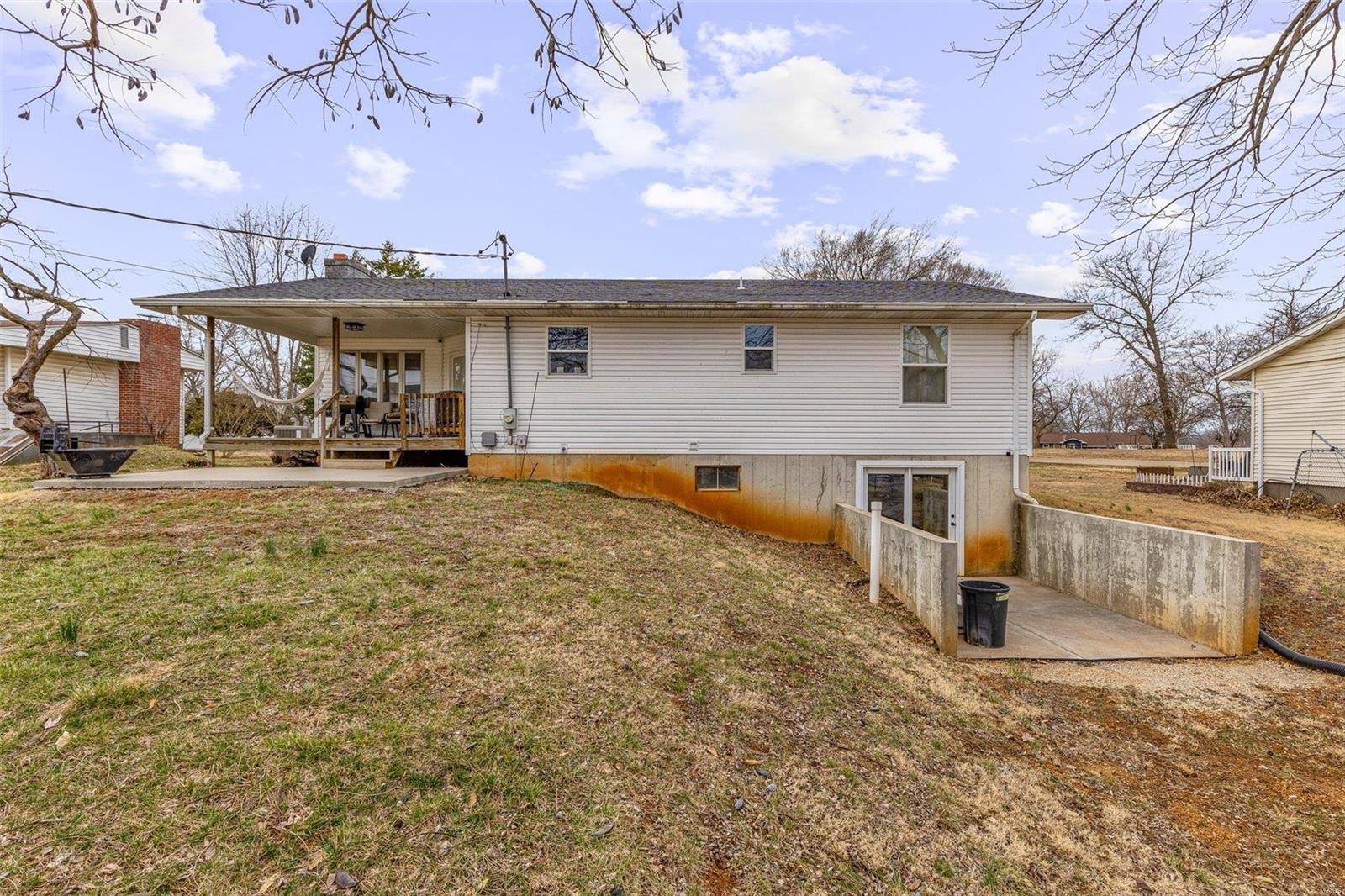 302 North Carter Street Property Photo 41