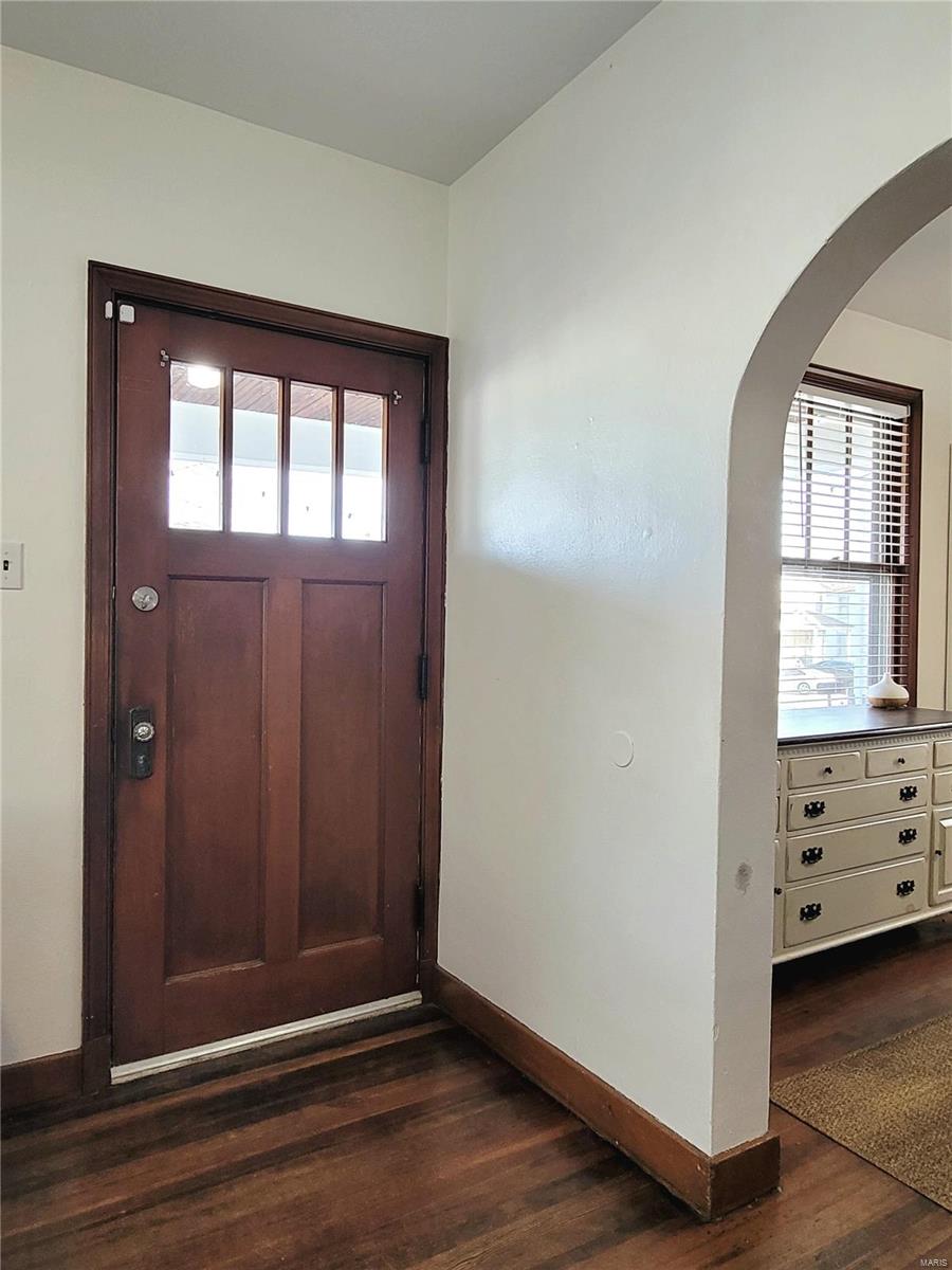 305 Williams Street Property Photo 6