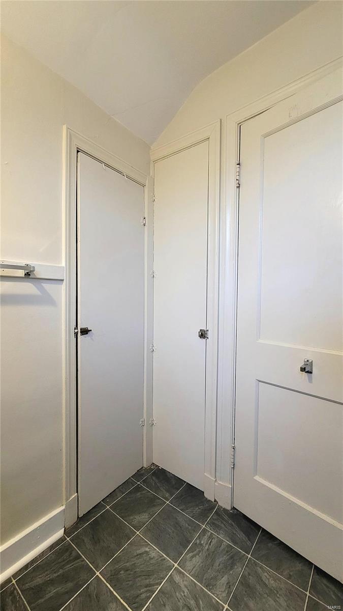 305 Williams Street Property Photo 24