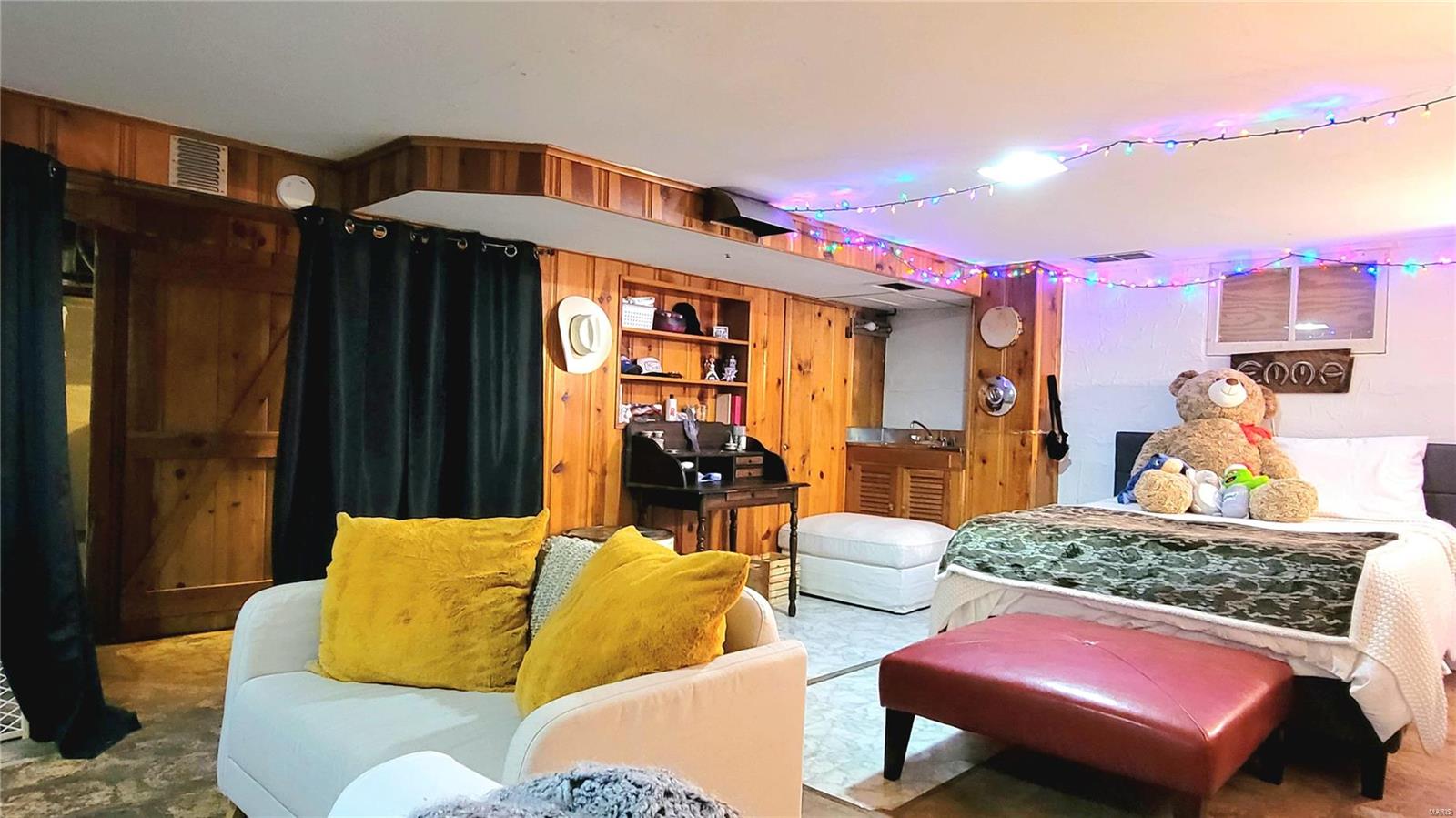 305 Williams Street Property Photo 31