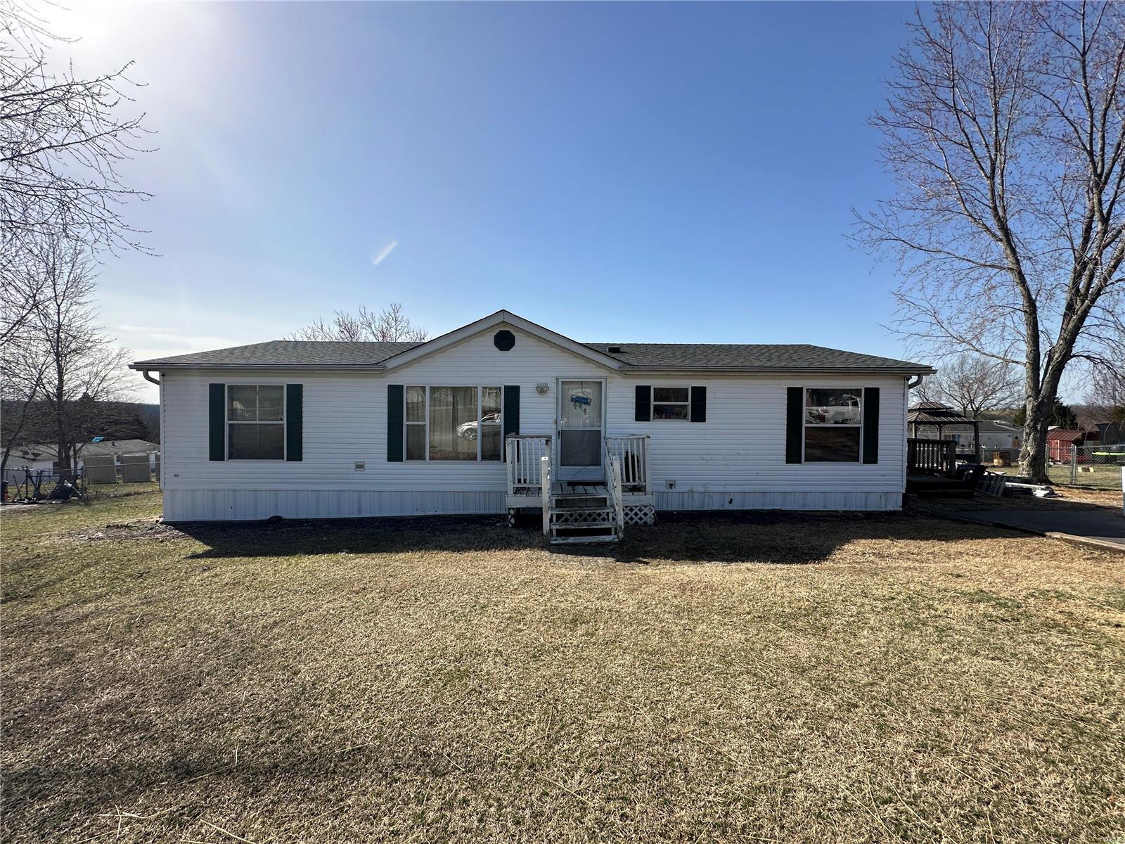 318 Valleyview Drive Property Photo 1