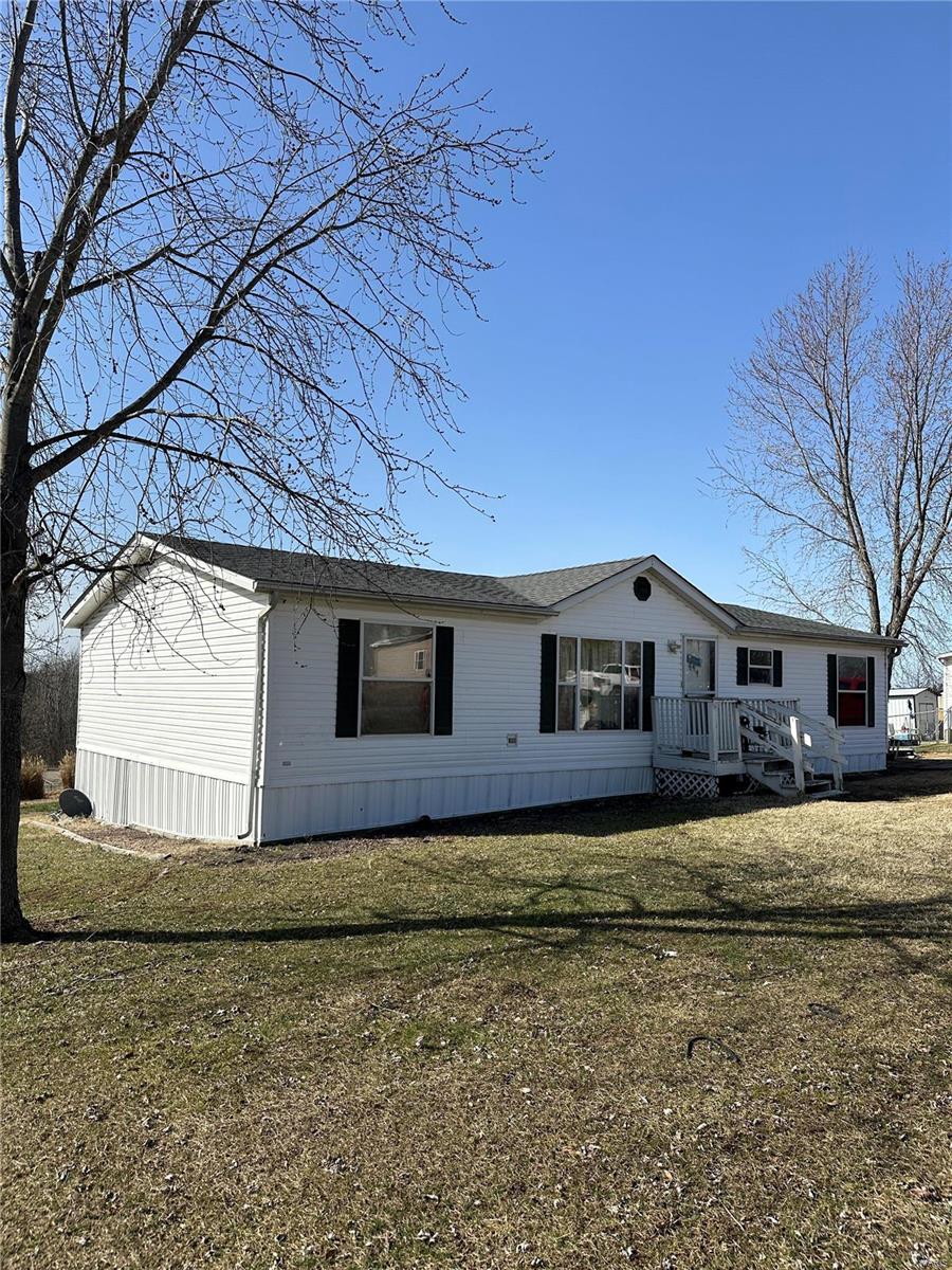 318 Valleyview Drive Property Photo 2