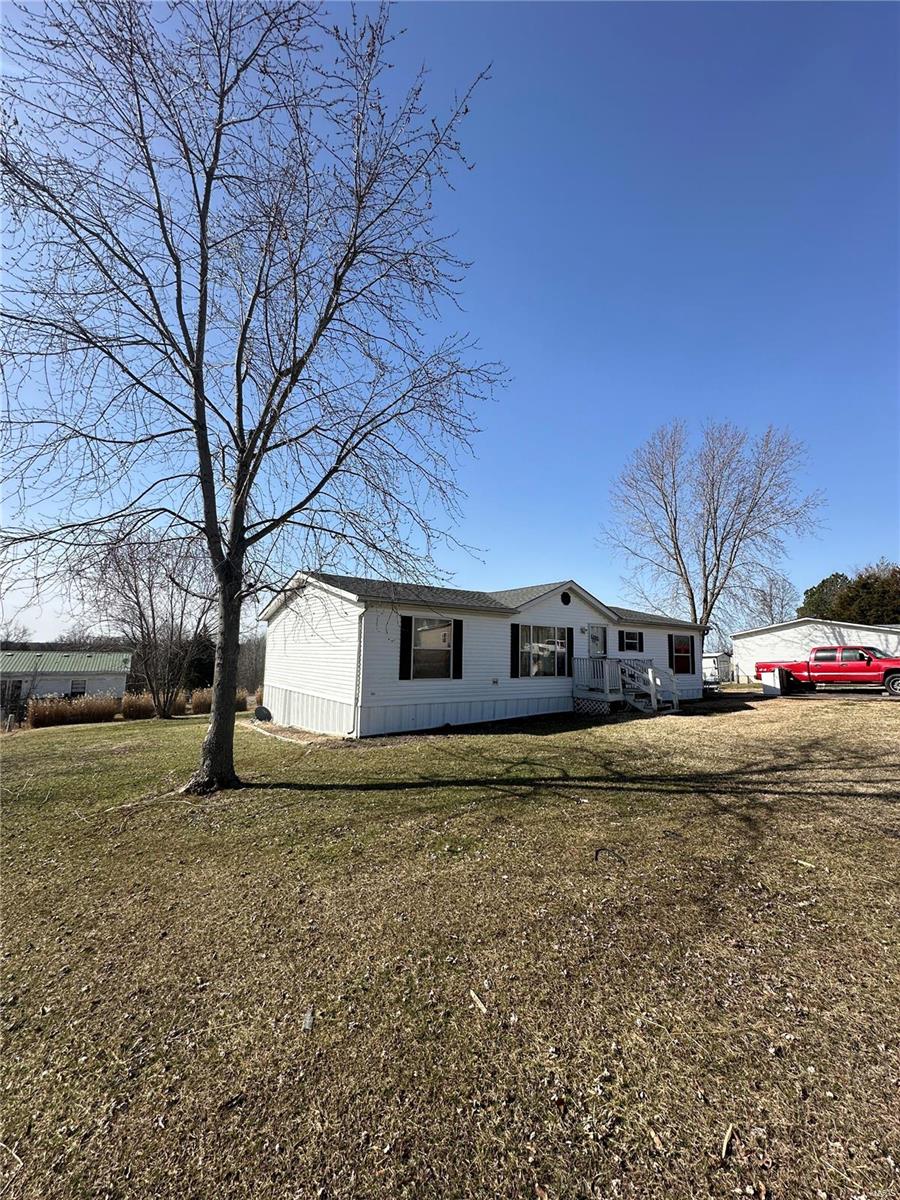 318 Valleyview Drive Property Photo 3