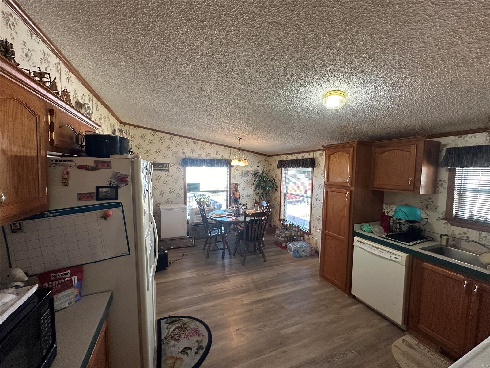 318 Valleyview Drive Property Photo 12