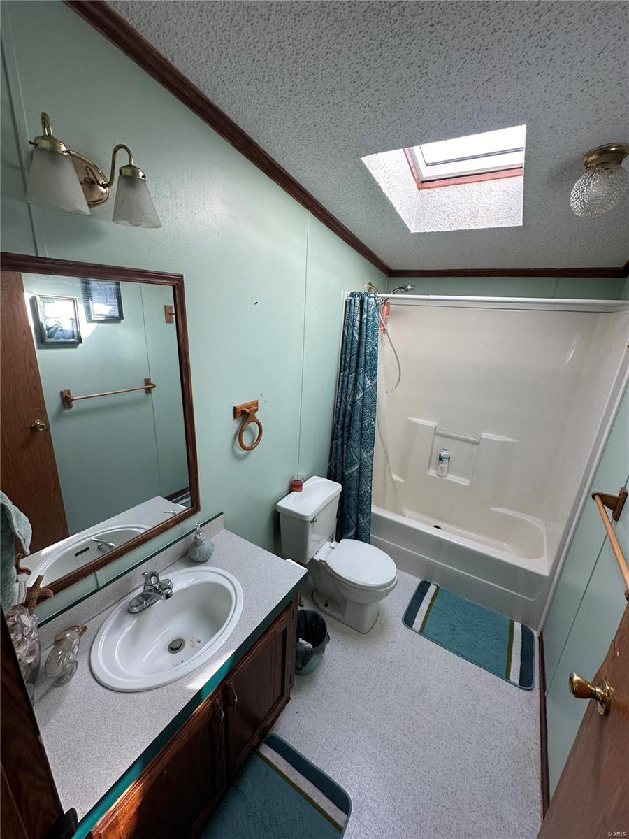 318 Valleyview Drive Property Photo 30