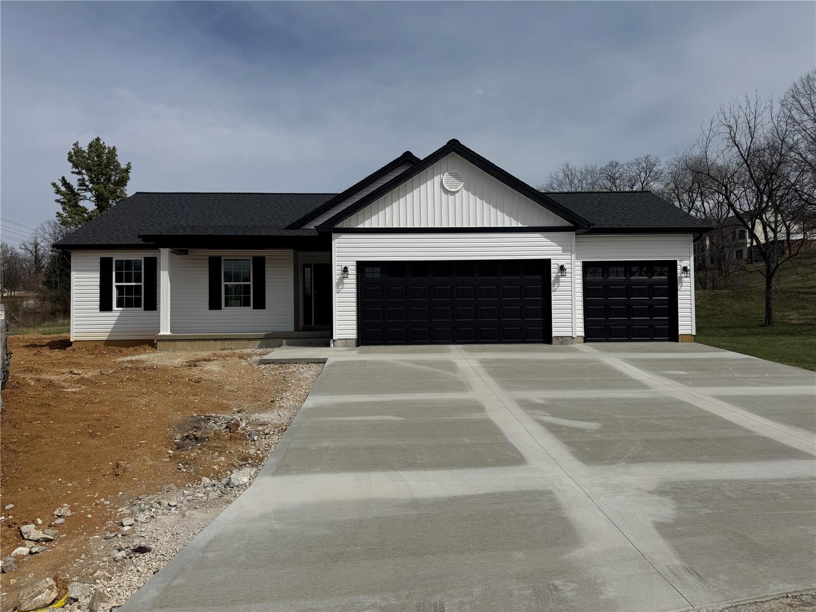 11271 Village Drive Property Photo 1