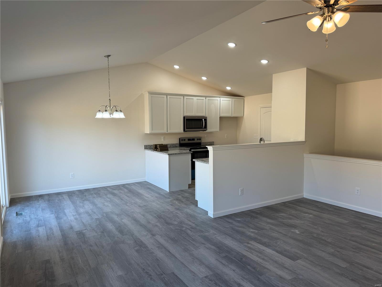 11271 Village Drive Property Photo 6
